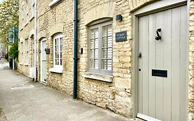 Tetbury Cottage